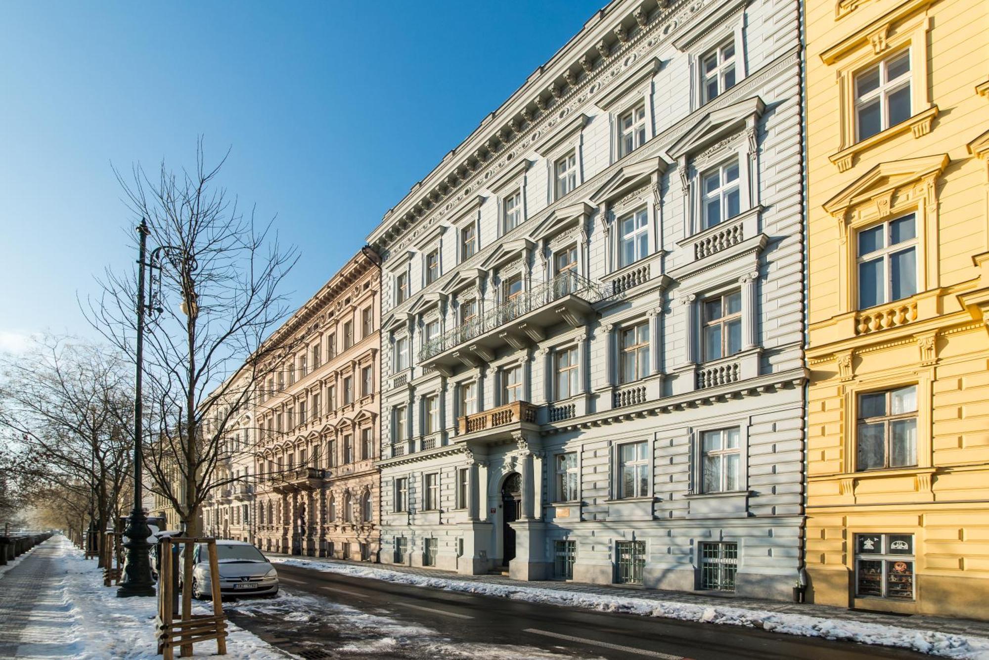 Luxurious 3bed Very Spacious In The Area Praha