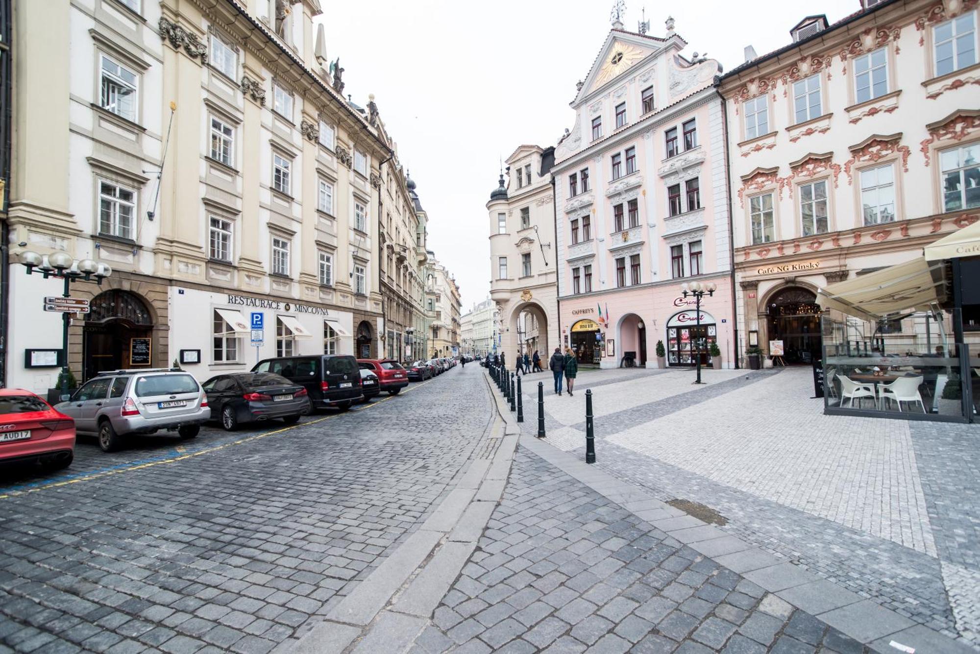 Luxurious 3bed Very Spacious In The Area * Praha