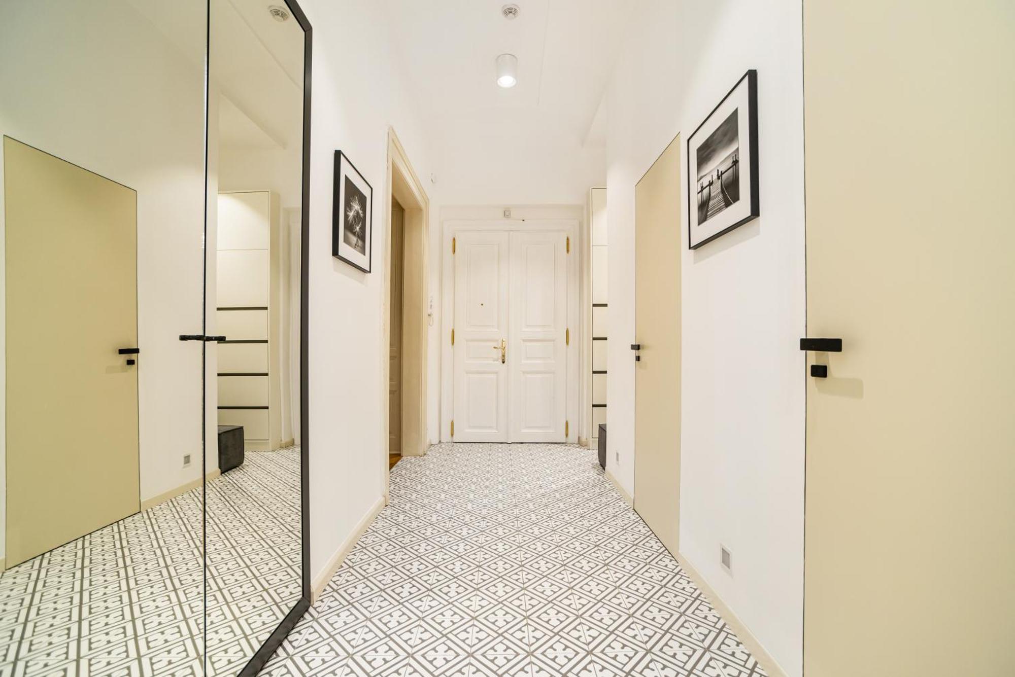 Luxurious 3bed Very Spacious In The Area * Praha