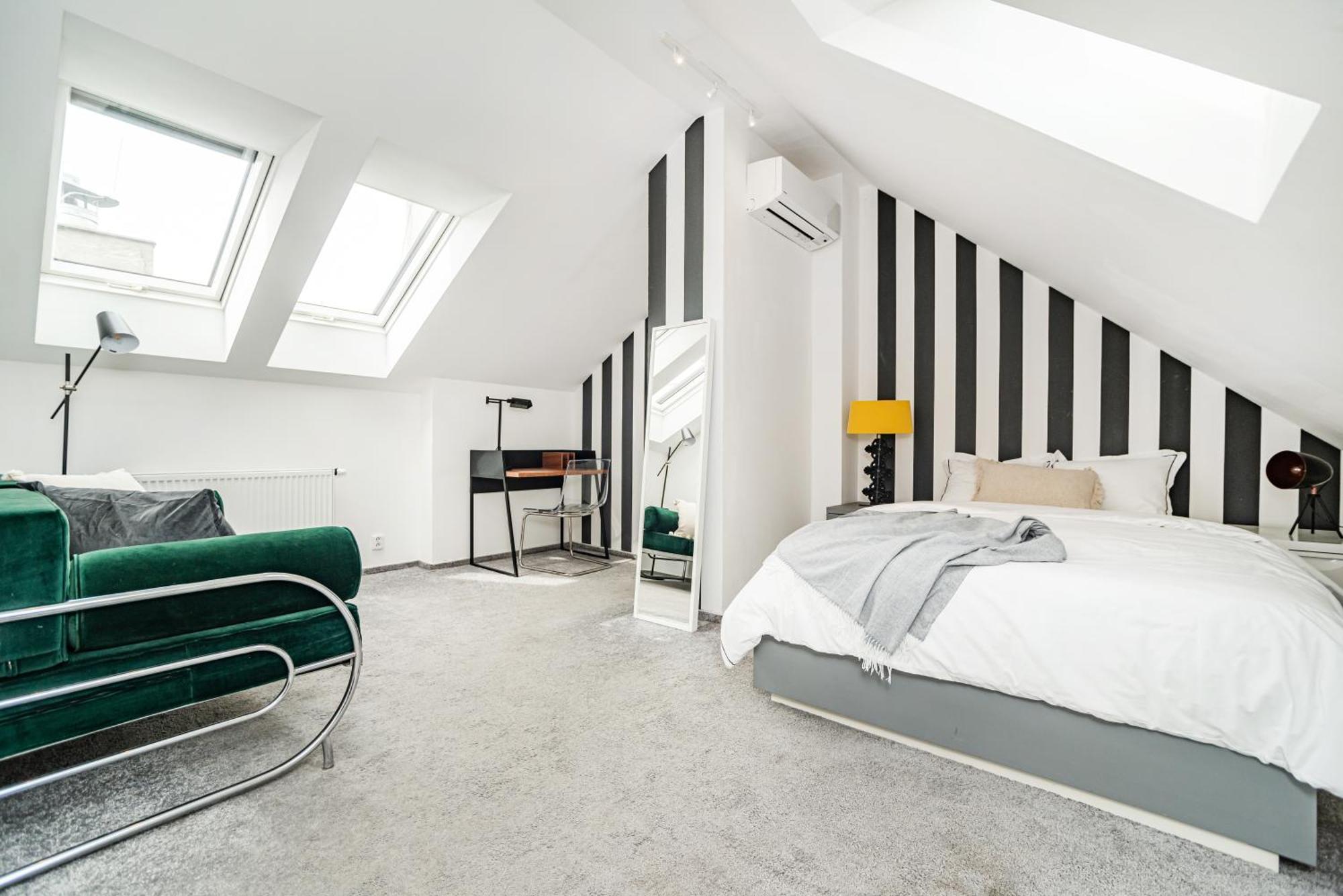 Luxurious 3bed Very Spacious In The Area Praha