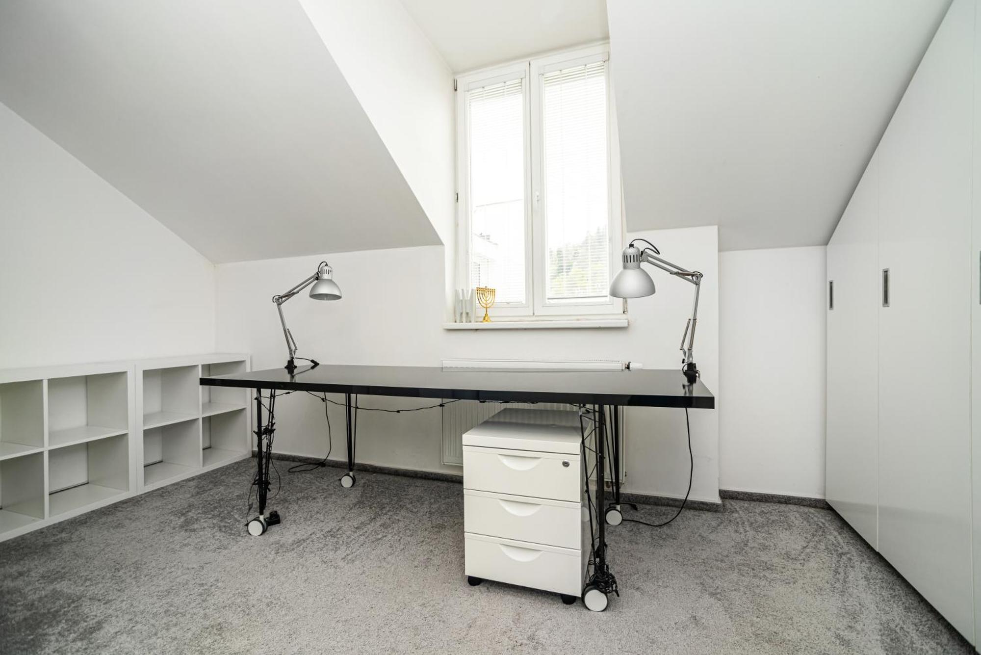 Luxurious 3bed Very Spacious In The Area Apartmán