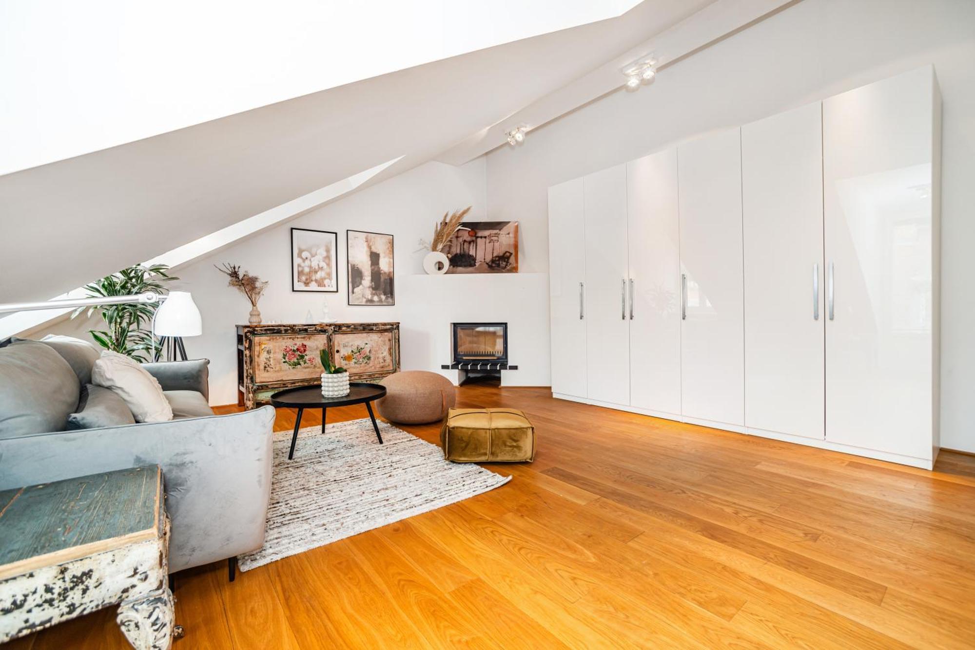 Luxurious 3bed Very Spacious In The Area * Praha