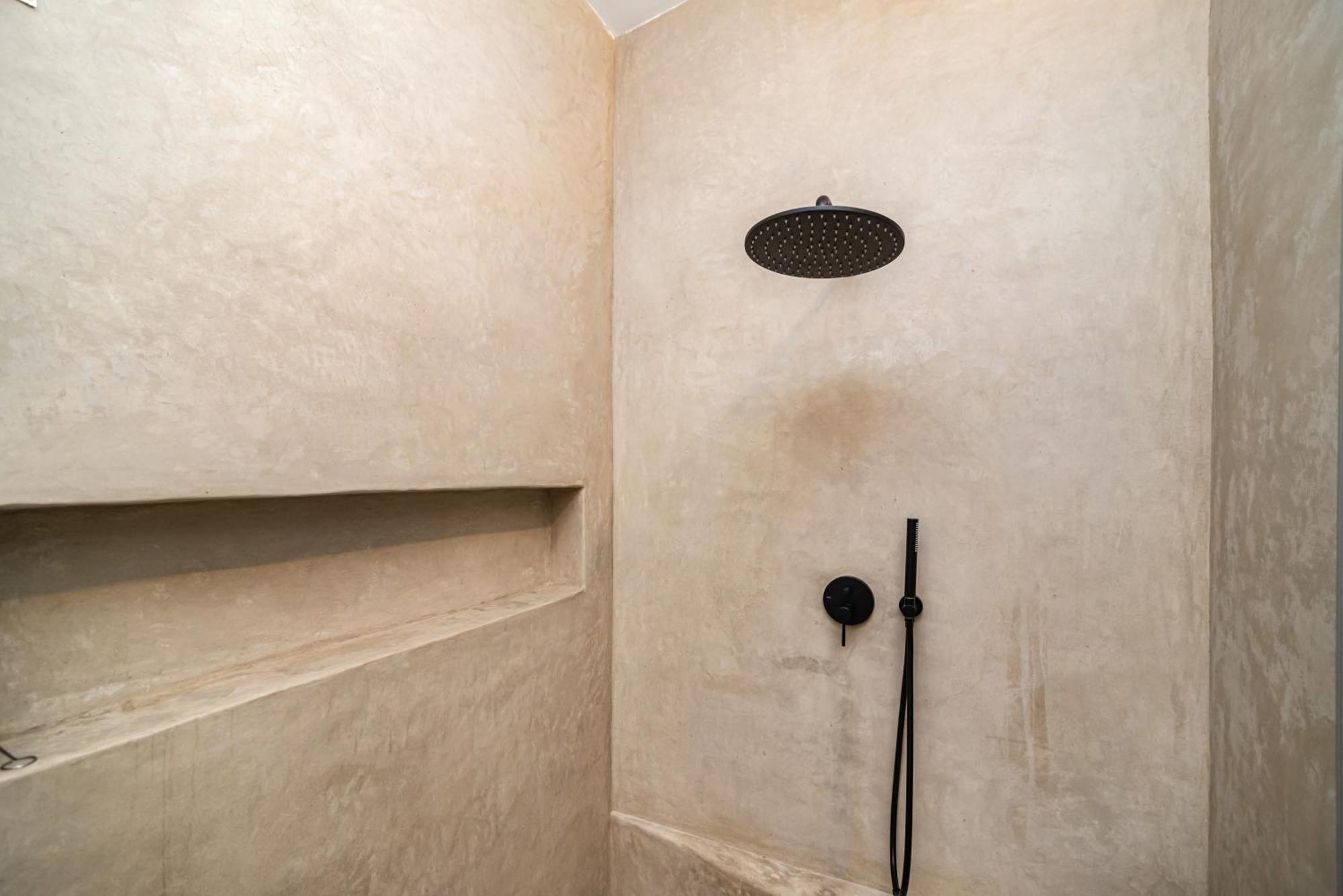Apartmán Luxurious 3bed Very Spacious In The Area Prague