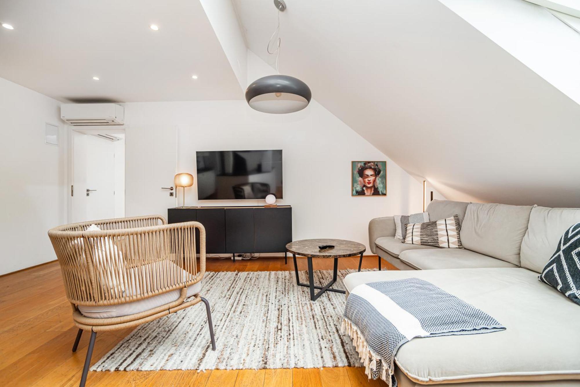 Apartmán Luxurious 3bed Very Spacious In The Area